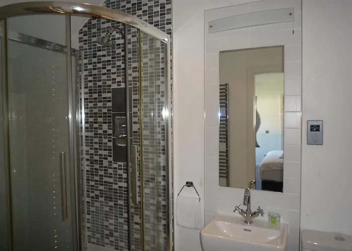 Mews 3 Bed By Trident Homes 度假居 *